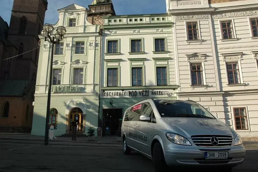 Hotel POD VĚŽÍ , Hradec Králové Hradec Králové
